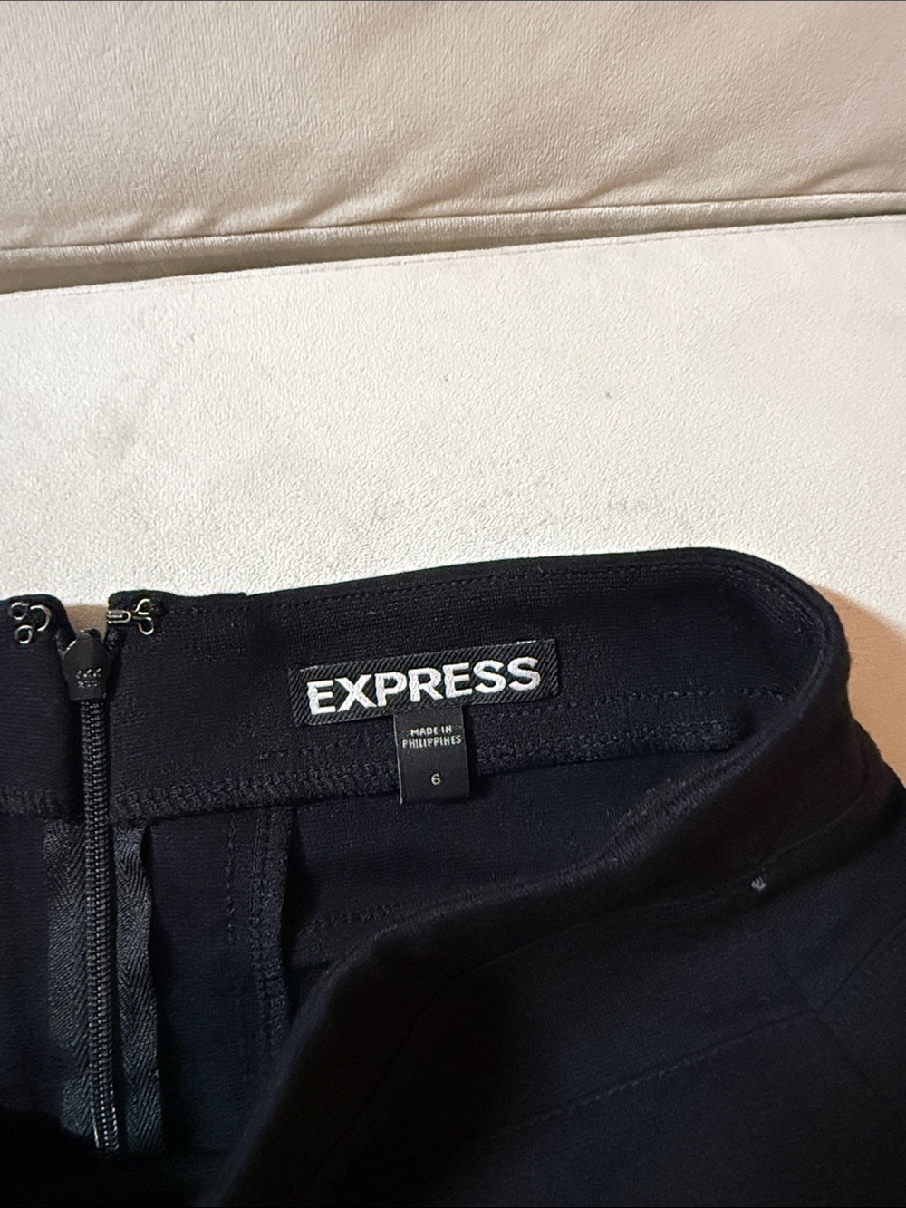 Express Black Horizontal Bandage Pencil Skirt - Picture 2 of 3